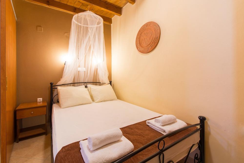 3 Charites Old Town Appartement Rhodes City Buitenkant foto